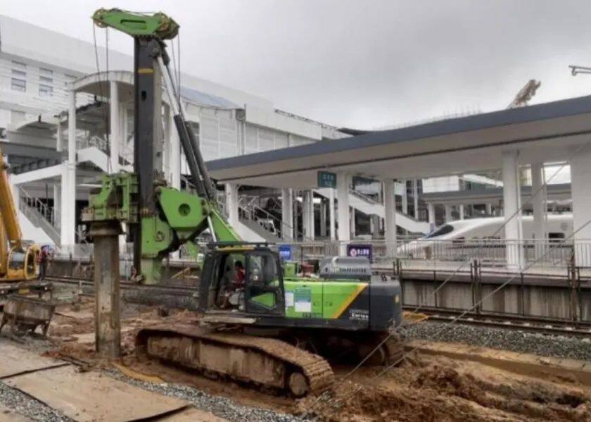 施工現(xiàn)場(chǎng)拍圖